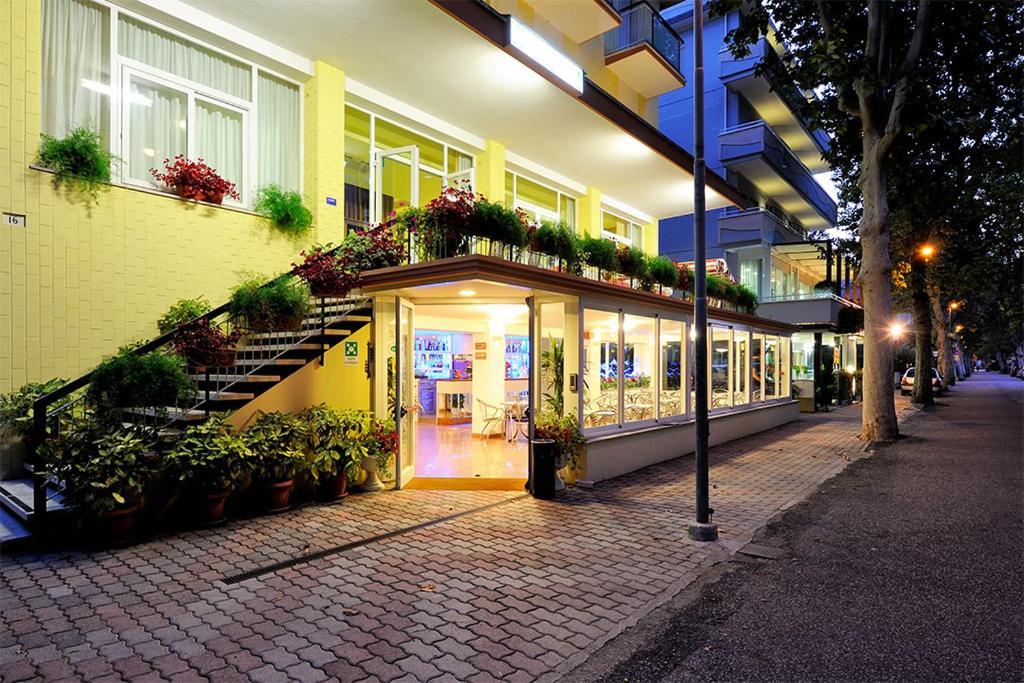 Hotel Samoa Римини Екстериор снимка