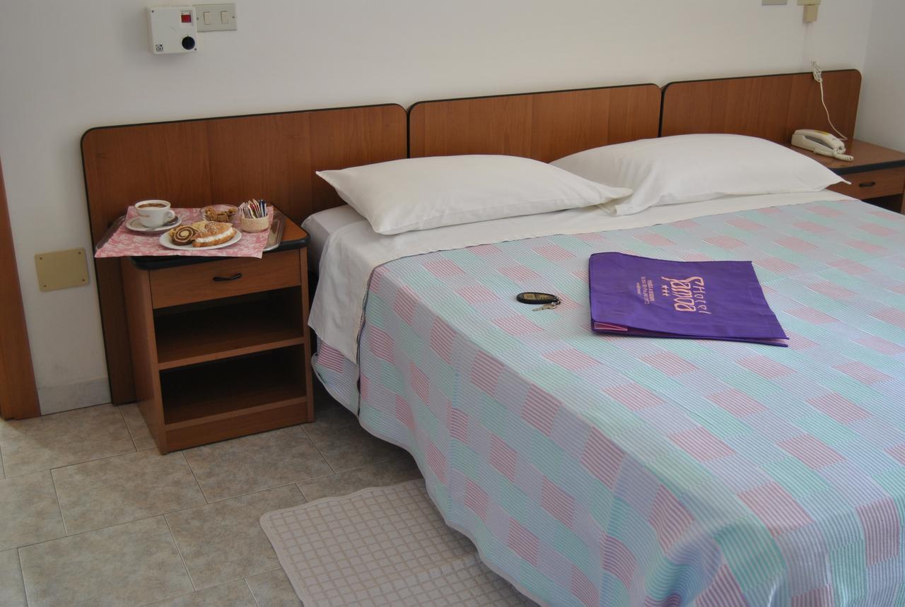 Hotel Samoa Римини Стая снимка